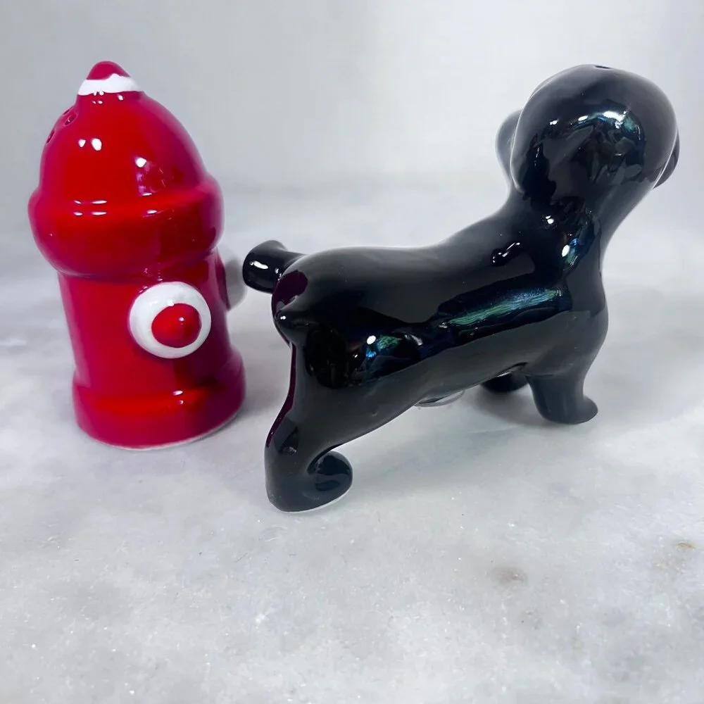 Pier One Black Dog‎ Urinating on Red Fire Hydrant Ceramic Salt & Pepper Shakers